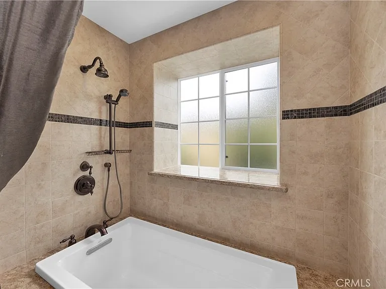 10751 Allen Dr — Photo 19