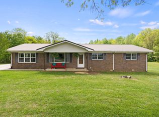 5416 Rowe Gap Rd, Belvidere, TN 37306