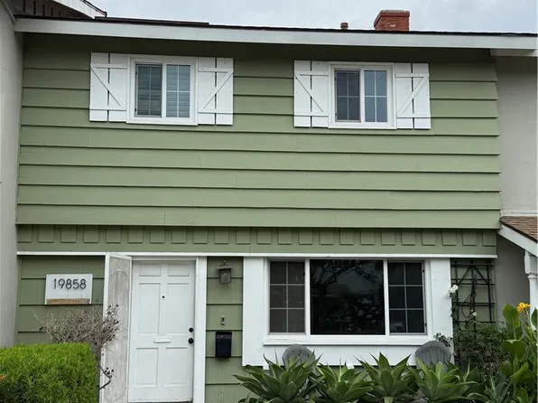 19858 Piccadilly Ln, Huntington Beach, CA 92646
