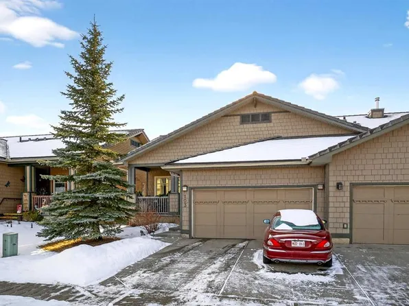 103 NE Bridle Estates Mews SW, Calgary, AB T2Y 5A8