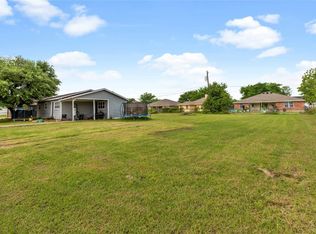 223 Flying Bridge Dr, Gun Barrel City, TX 75156