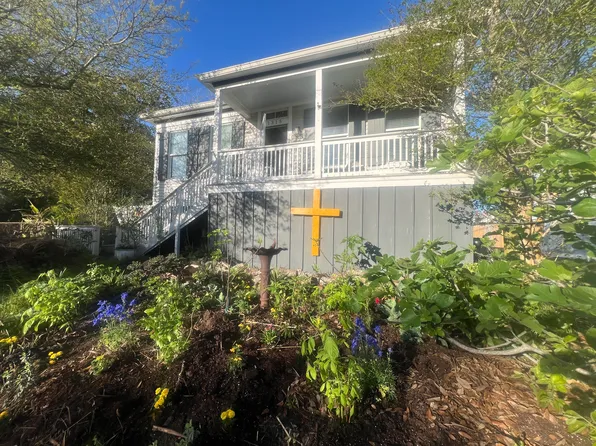 1315 17th St, Galveston, TX 77550