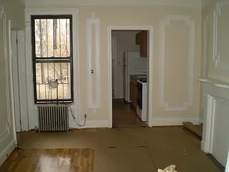 Rented by Maximus Realty Group