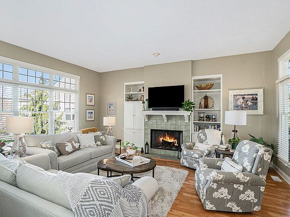 4th image of 18143 Lost Creek Ln