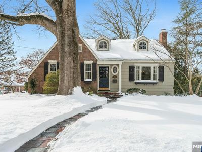 724 W Saddle River Rd, Ho Ho Kus, NJ, 07423