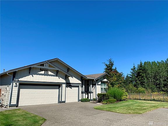 2nd image of 4337 Camano Ct NE