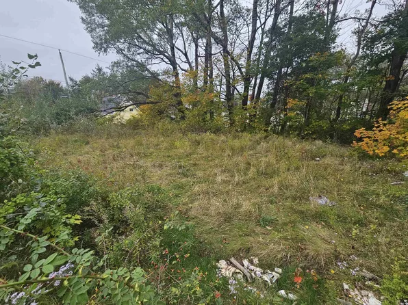42 & 46 Church St, Springhill, NS B0M 1E0