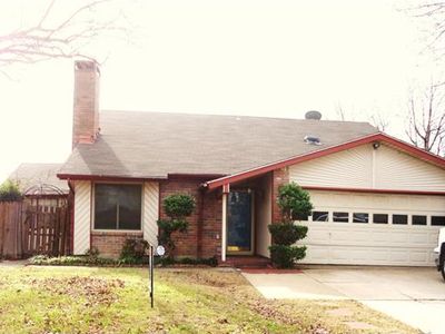 106 W Williamsburg Mnr, Arlington, TX, 76014