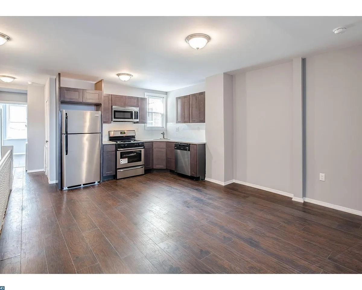 Building Photo - 1340 S 22nd St #2