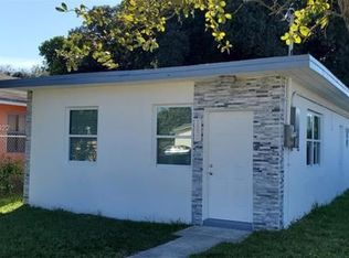 2294 NW 58th St, Miami, FL 33142