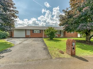 107 Woodland Dr, Erwin, TN 37650