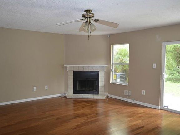 4th image of 11229 Cedar Hollow Ln