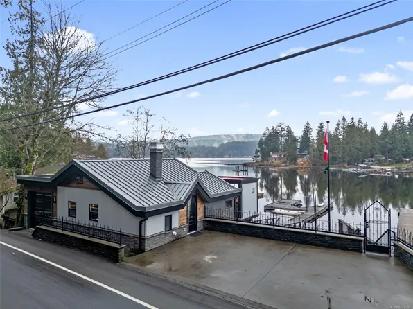 2386 Shawnigan Lake Rd, Cowichan Valley, BC V8H 2H1