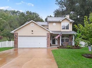 908 Falcon Dr, Imperial, MO 63052