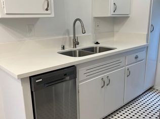 1933 N Beachwood Dr APT 104, Los Angeles, CA 90068