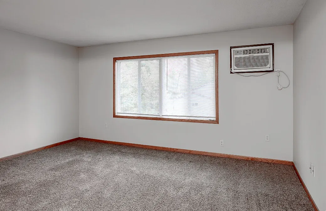 Milaca Apartments — Photo 3