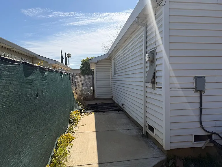 3163 Portsmouth Dr — Photo 27