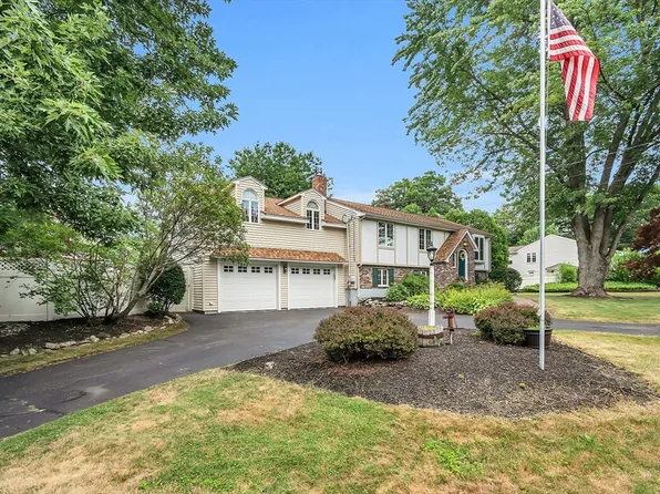 4 William Rd, Billerica, MA 01821