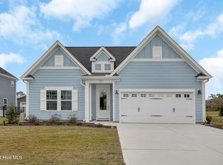 201 Planters Walk, Hampstead, NC 28443