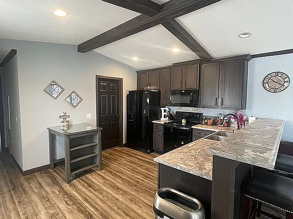2nd image of 2224 N Valley Dr