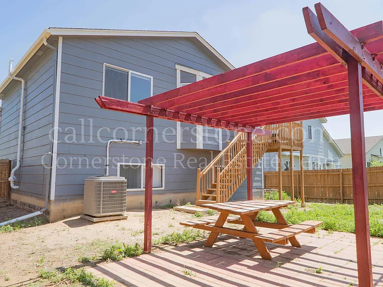 743 Descendant Dr — Photo 32