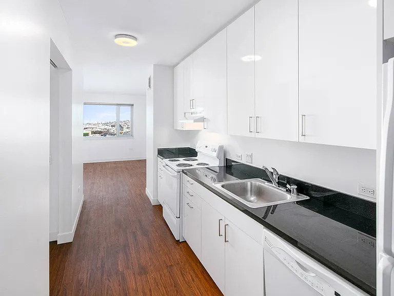 1190 Mission at Trinity Place — Photo 4