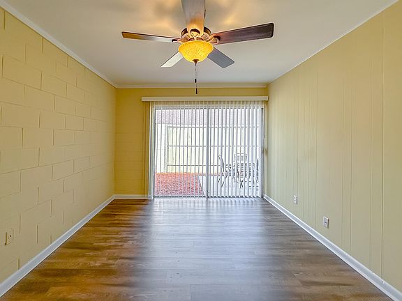 2nd image of 2241 W Pensacola St #71