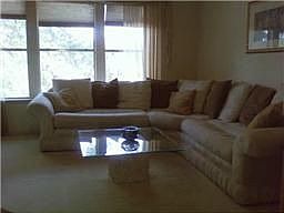 2nd image of 1911 Summerfield Pl