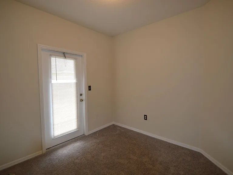 5616 Pinnacle Heights Cir #308 — Photo 13