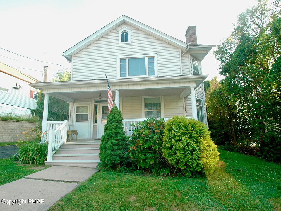 1st image of 128 Lincoln Ave