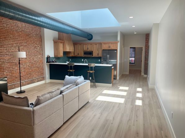 126 S Market St #200