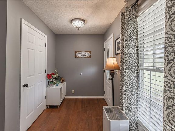 4th image of 95 Luke Morgan Ln