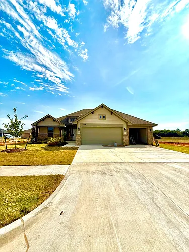 4904 Vine Cliff Rd Photo 1