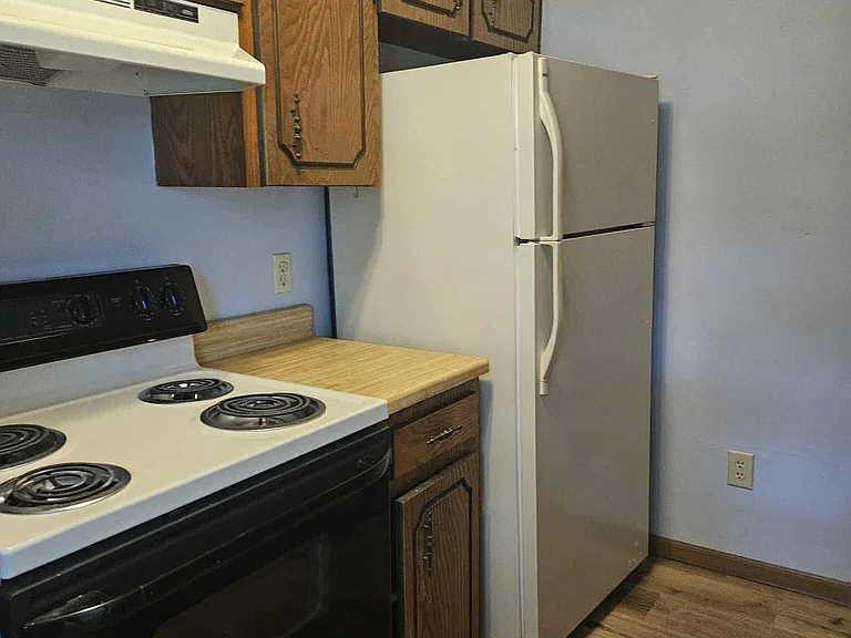 403 Country Villa Ln — Photo 5