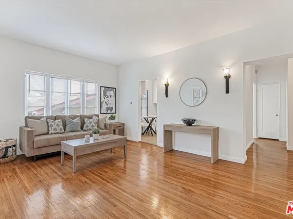 153 W Channel Rd, Santa Monica, CA 90402