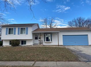 18123 Orleans Dr, Hazel Crest, IL 60429