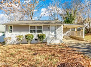 328 SW Doyle St, Knoxville, TN 37920