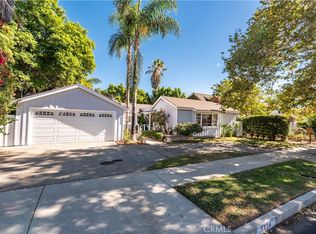 5824 Mammoth Ave, Van Nuys, CA 91401