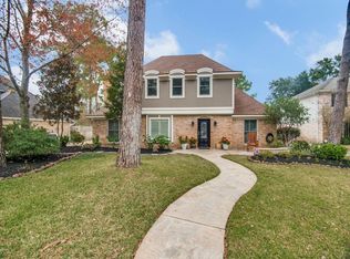 10718 Glenway Dr, Houston, TX 77070