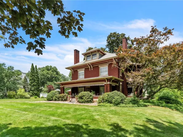 223 Belmont Rd, Butler, PA 16001