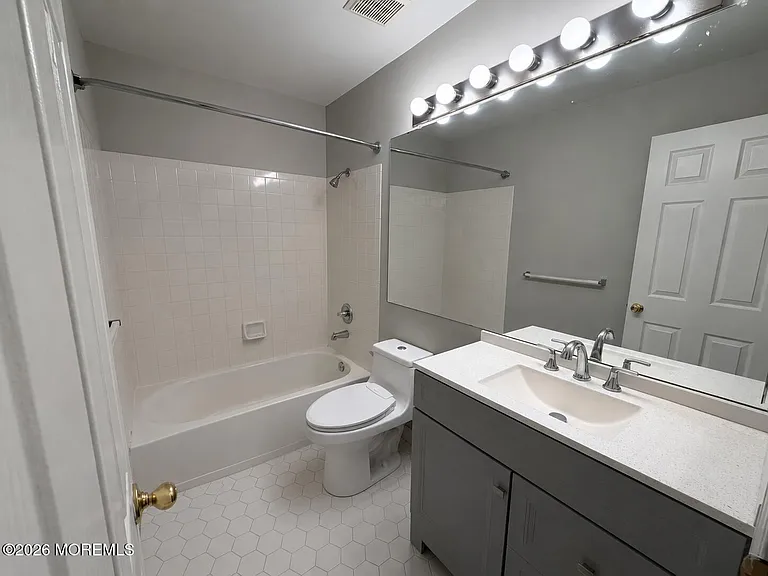 222 Hidden Lake Dr — Photo 19