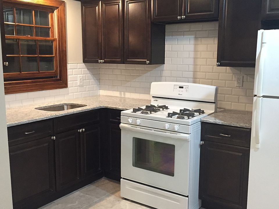 New granite kitchen!