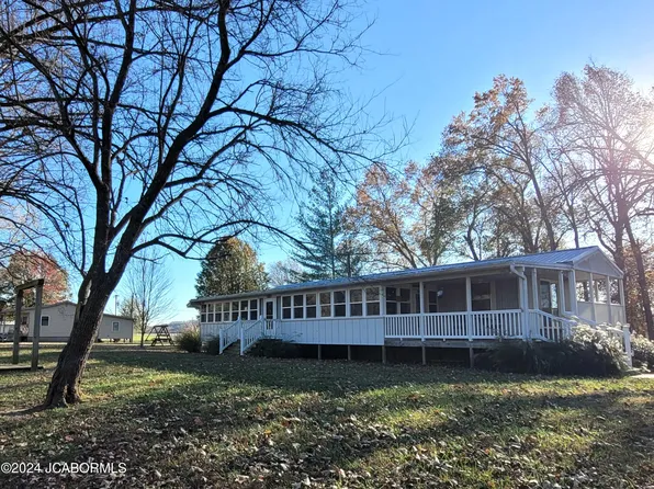 16505 Channel Ln, Henley, MO 65040