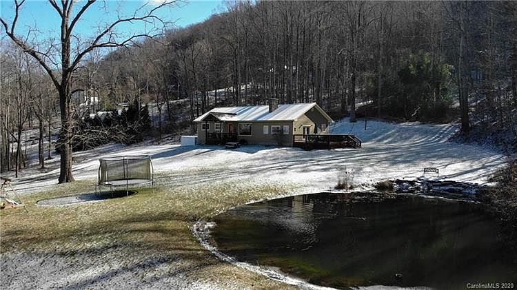 1st image of 325 Echo Dr