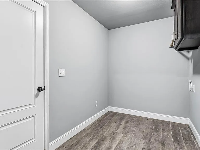 200 Post Oak Ave — Photo 9