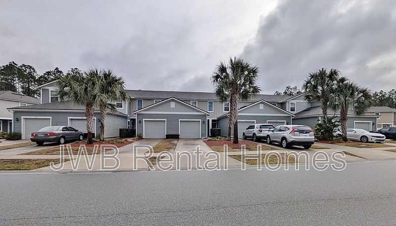 1st image of 417 Servia Dr