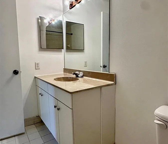 3299 NW 44th St #2 — Photo 16