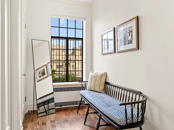 300 Central Park West image 10 of 21