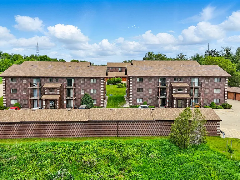 Westgate Apartments — Photo 43