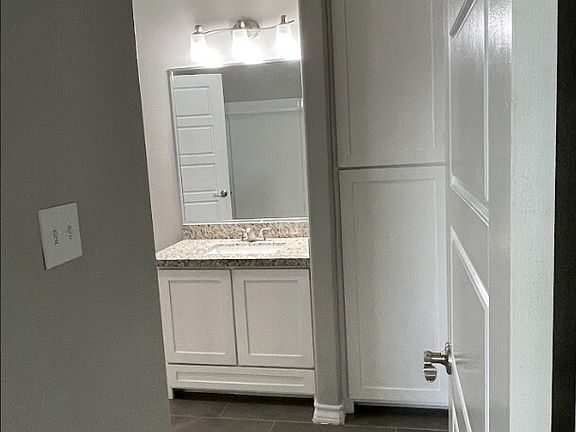 3rd image of 121 Mimosa St #121A